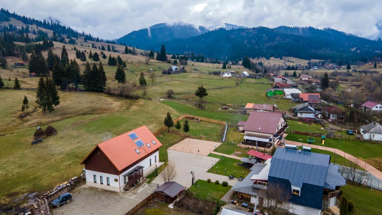 Montana Resort Колибица Экстерьер фото